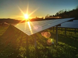 Licenciadas três novas centrais solares sem subsídios à produção