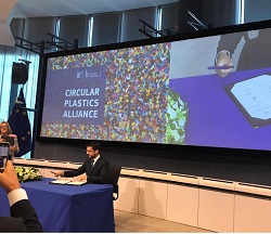 Assinatura da “Declaração da Aliança Circular para os Plásticos”